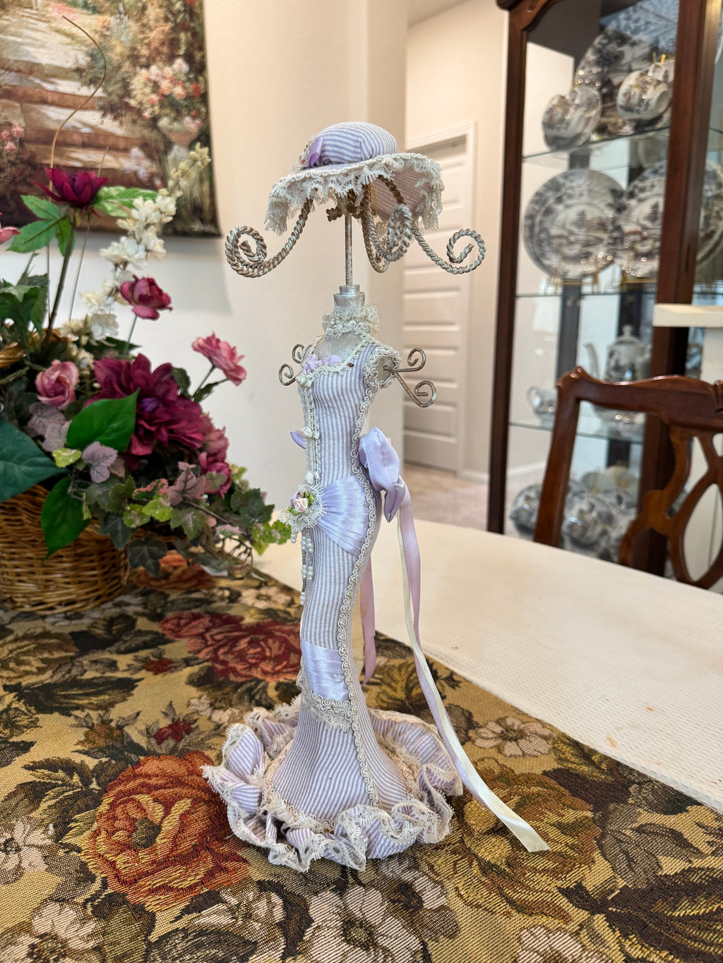 Victorian decorative mannequin jewelry organizer