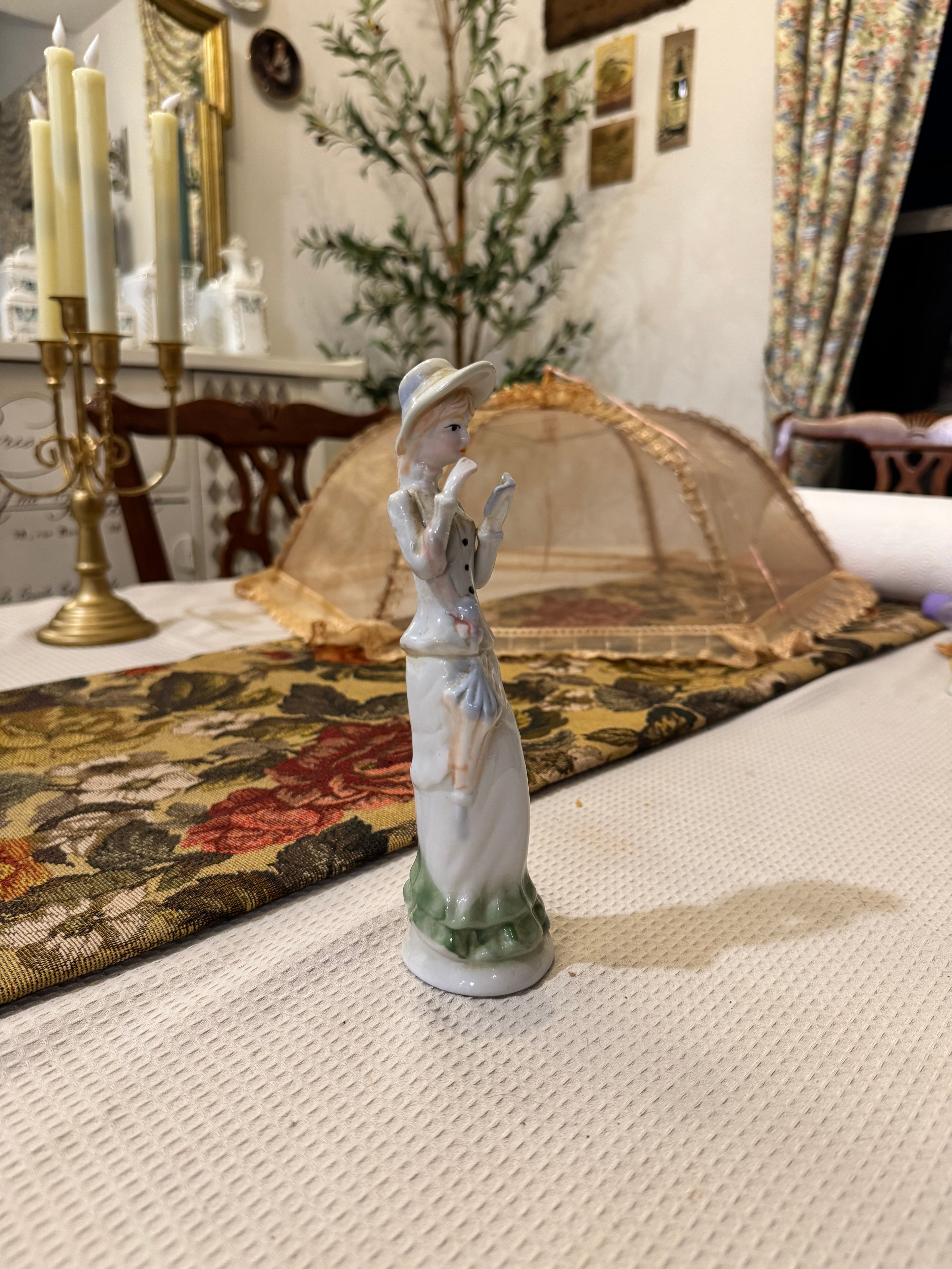 Victorian vintage porcelain figure