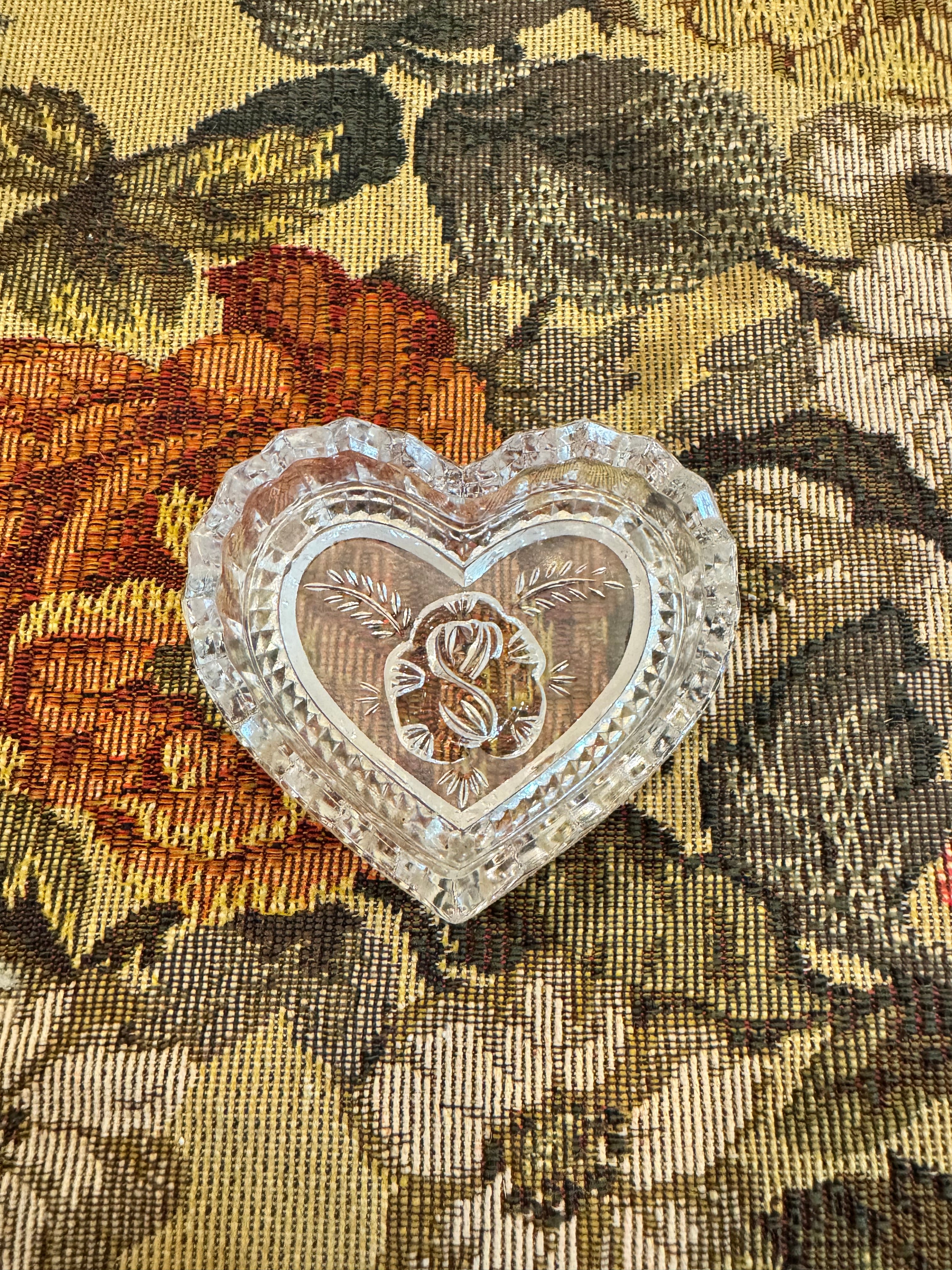 Hofbauer "The Byrdes" Collection crystal heart-shaped trinket dish