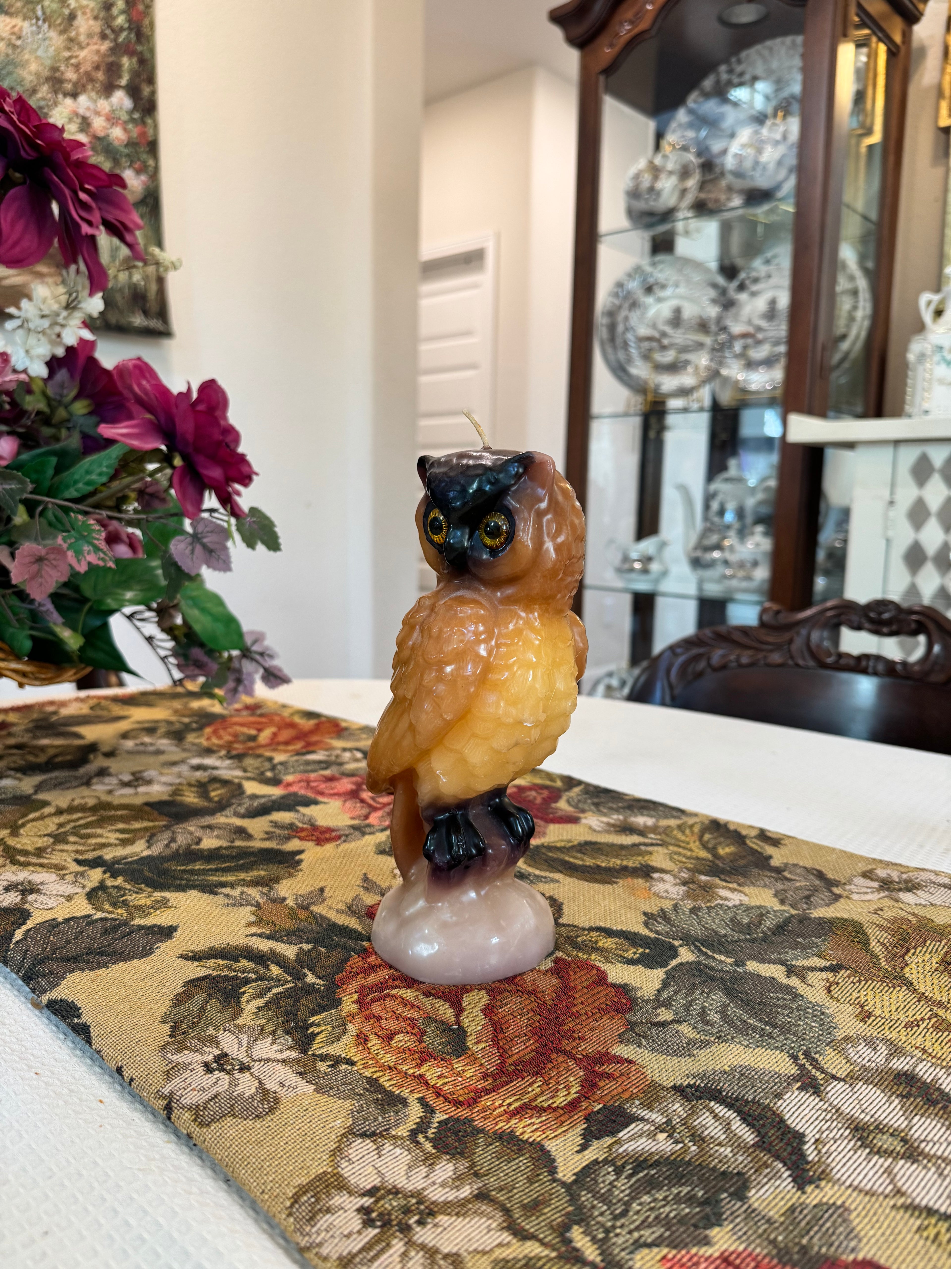 Vintage 1970s sculpted owl candle