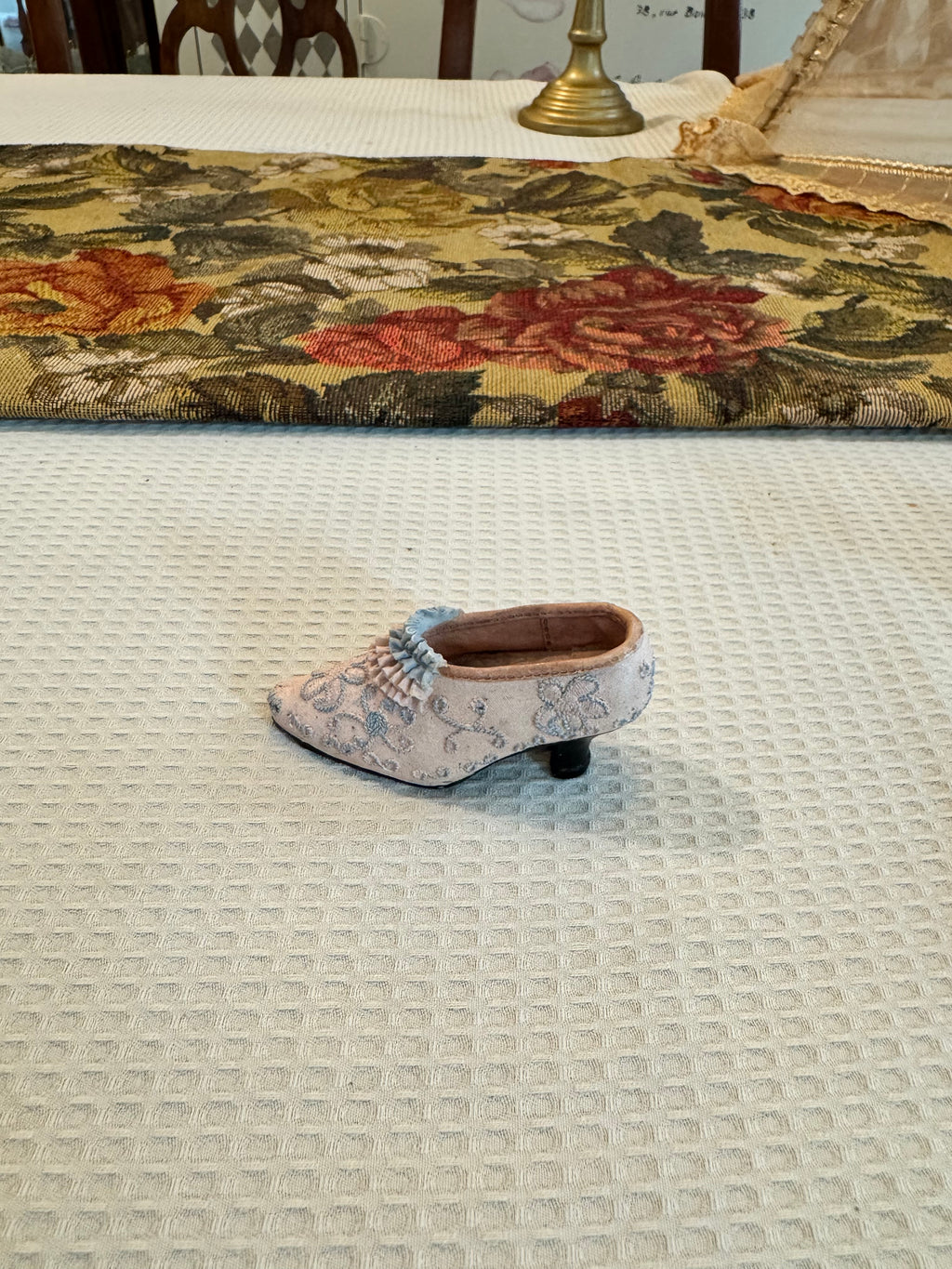 Collectible miniature shoe figurines