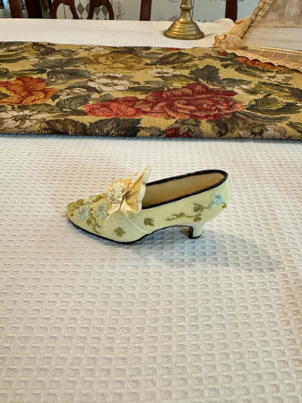 Collectible miniature shoe figurines