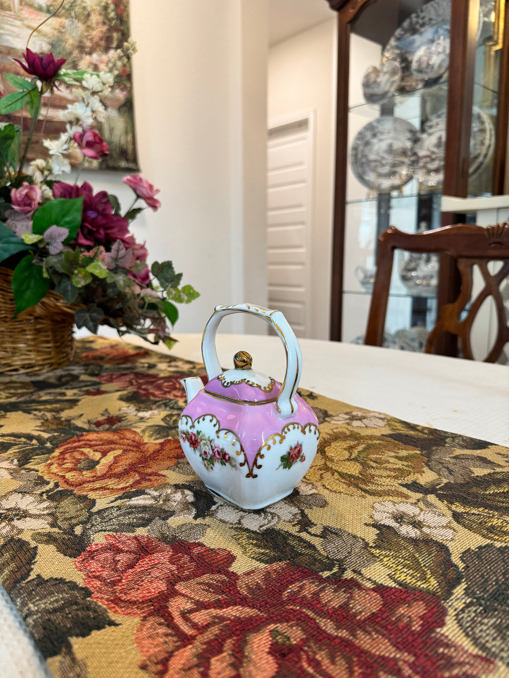 Burton & Burton Decorative porcelain miniature teapot, from the "Victoria's Garden" collection