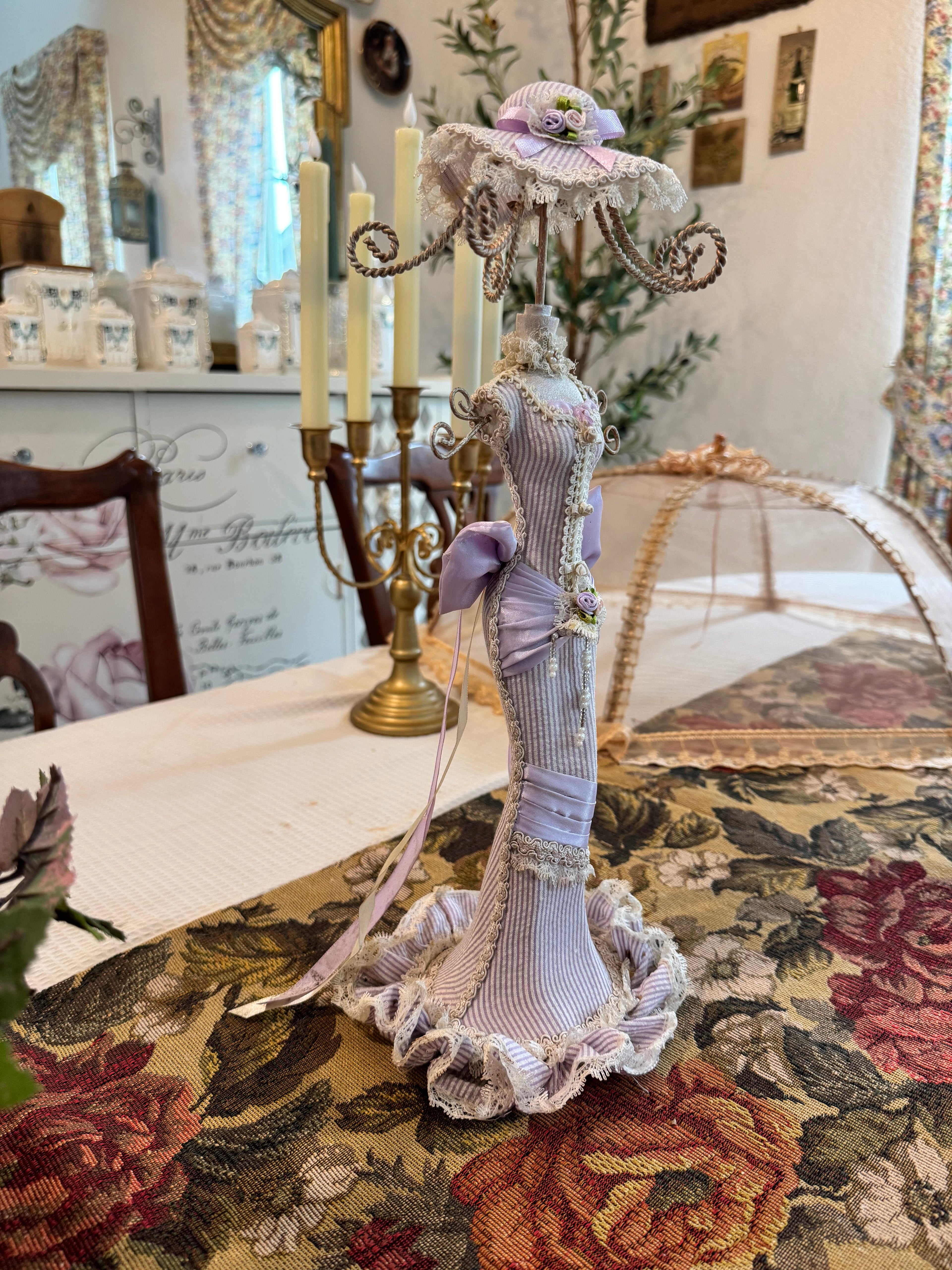 Victorian decorative mannequin jewelry organizer