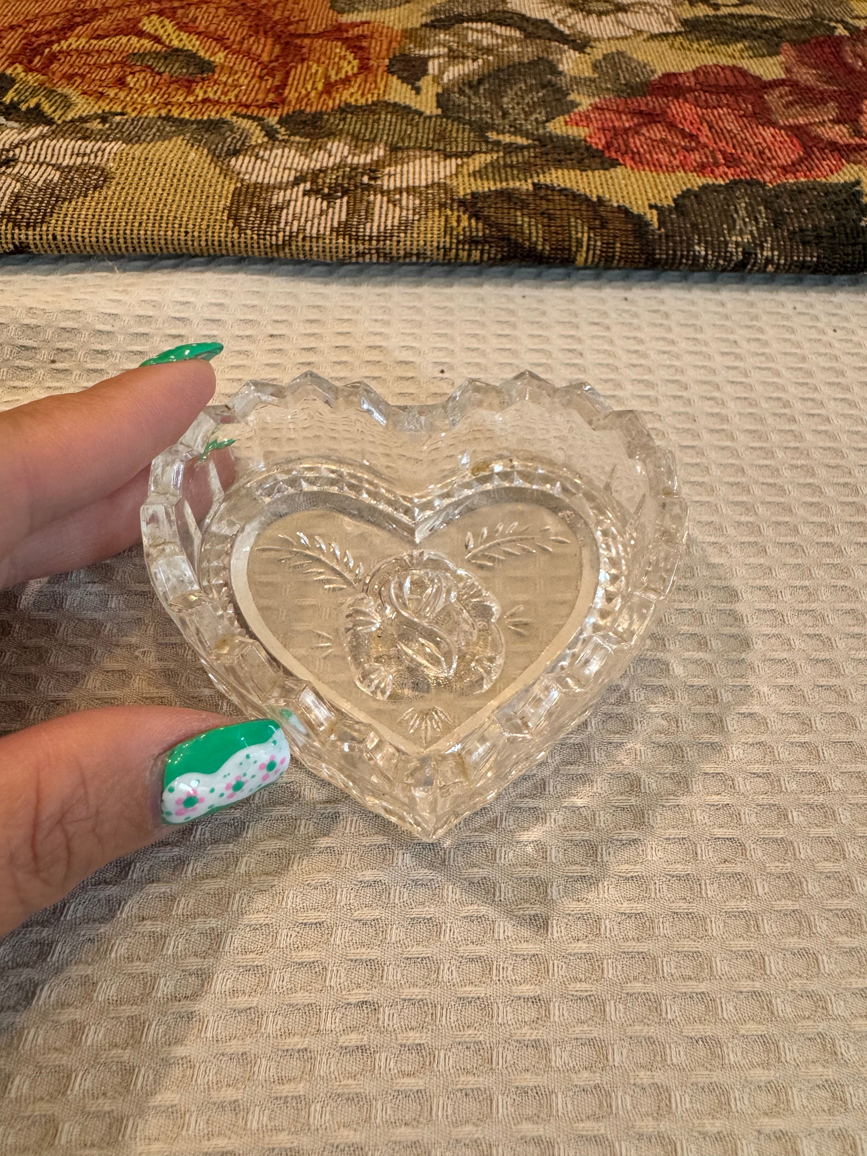 Hofbauer "The Byrdes" Collection crystal heart-shaped trinket dish