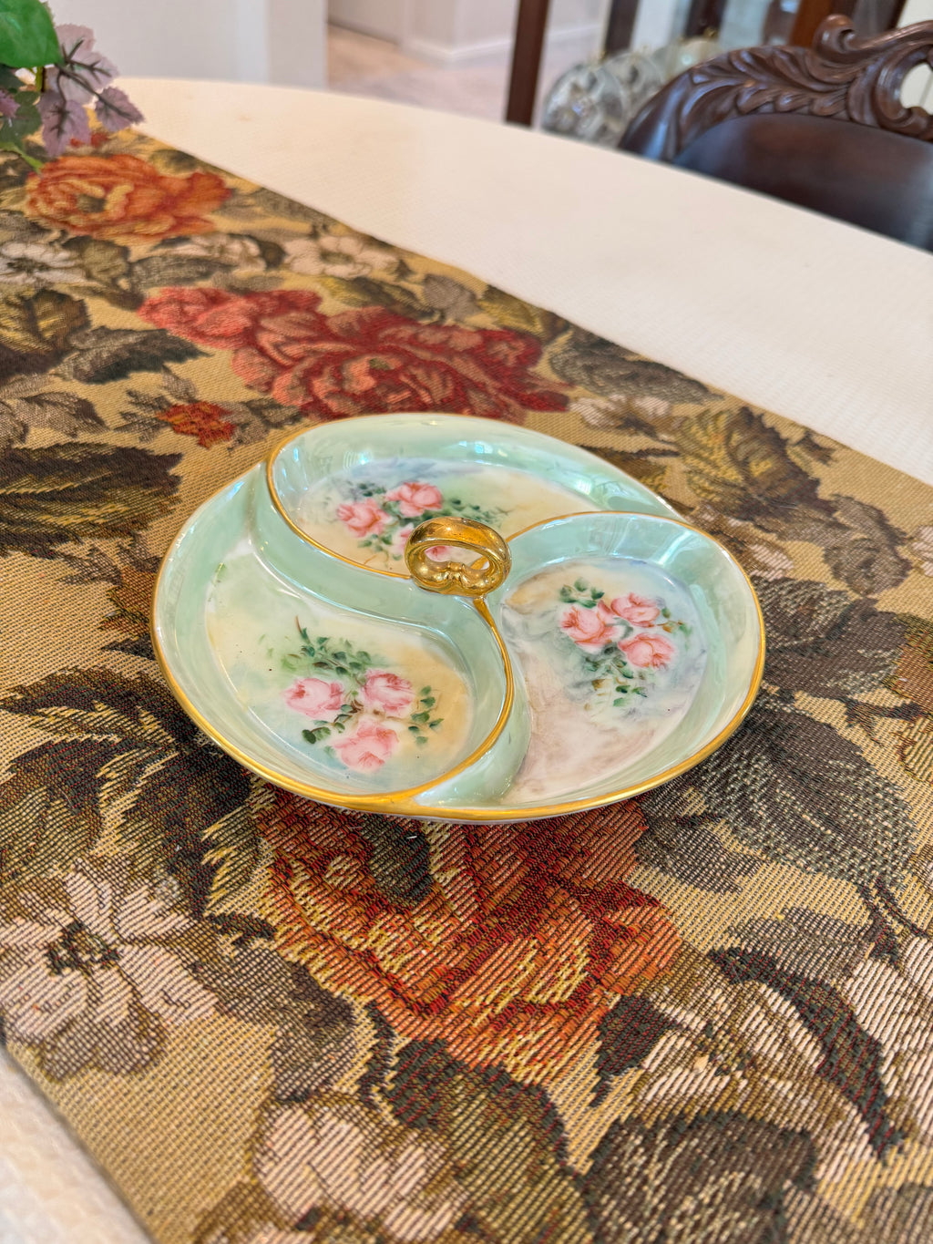 Decorative porcelain relish dish