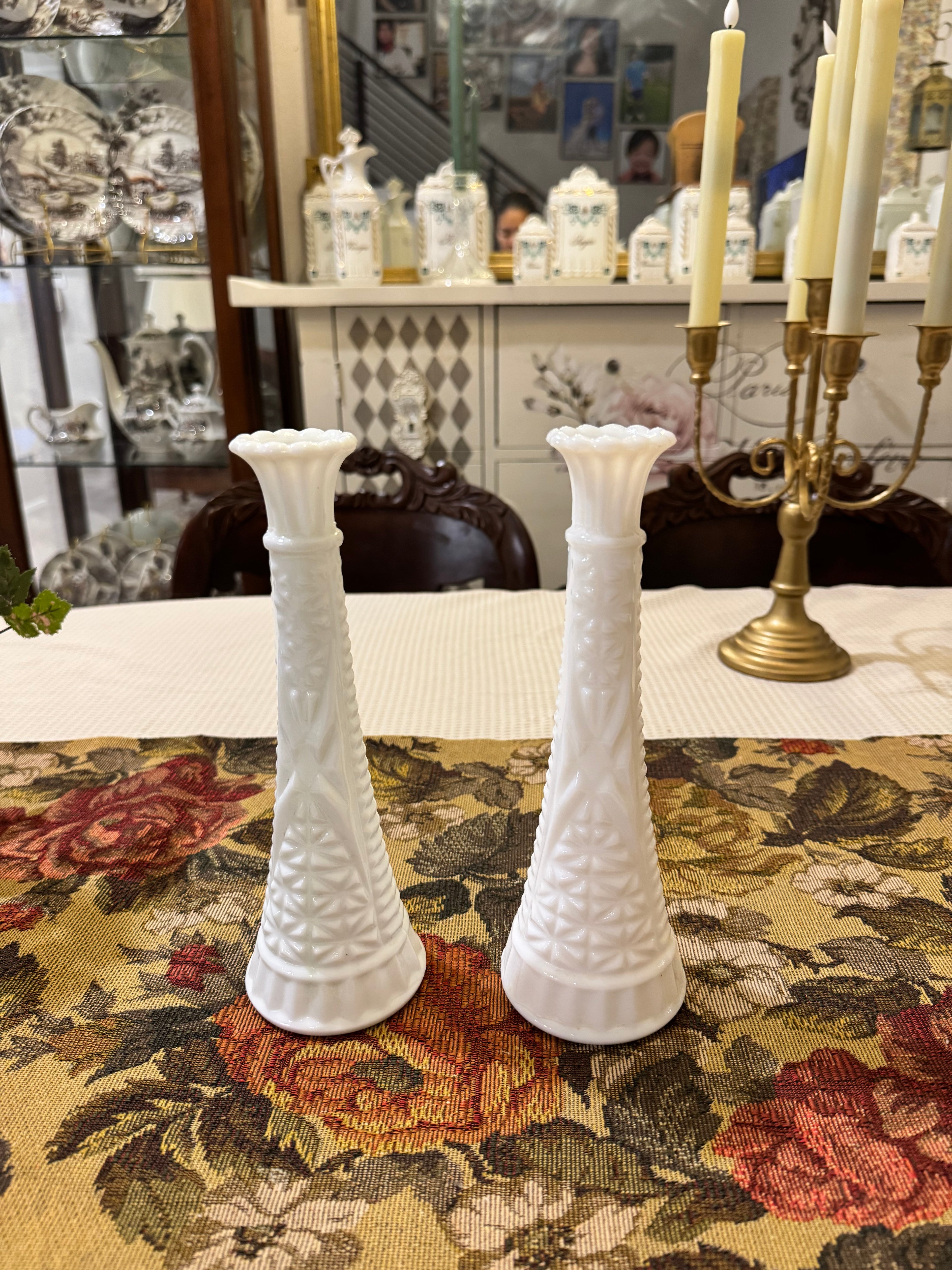 Vintage Anchor Hocking milk glass bud vases