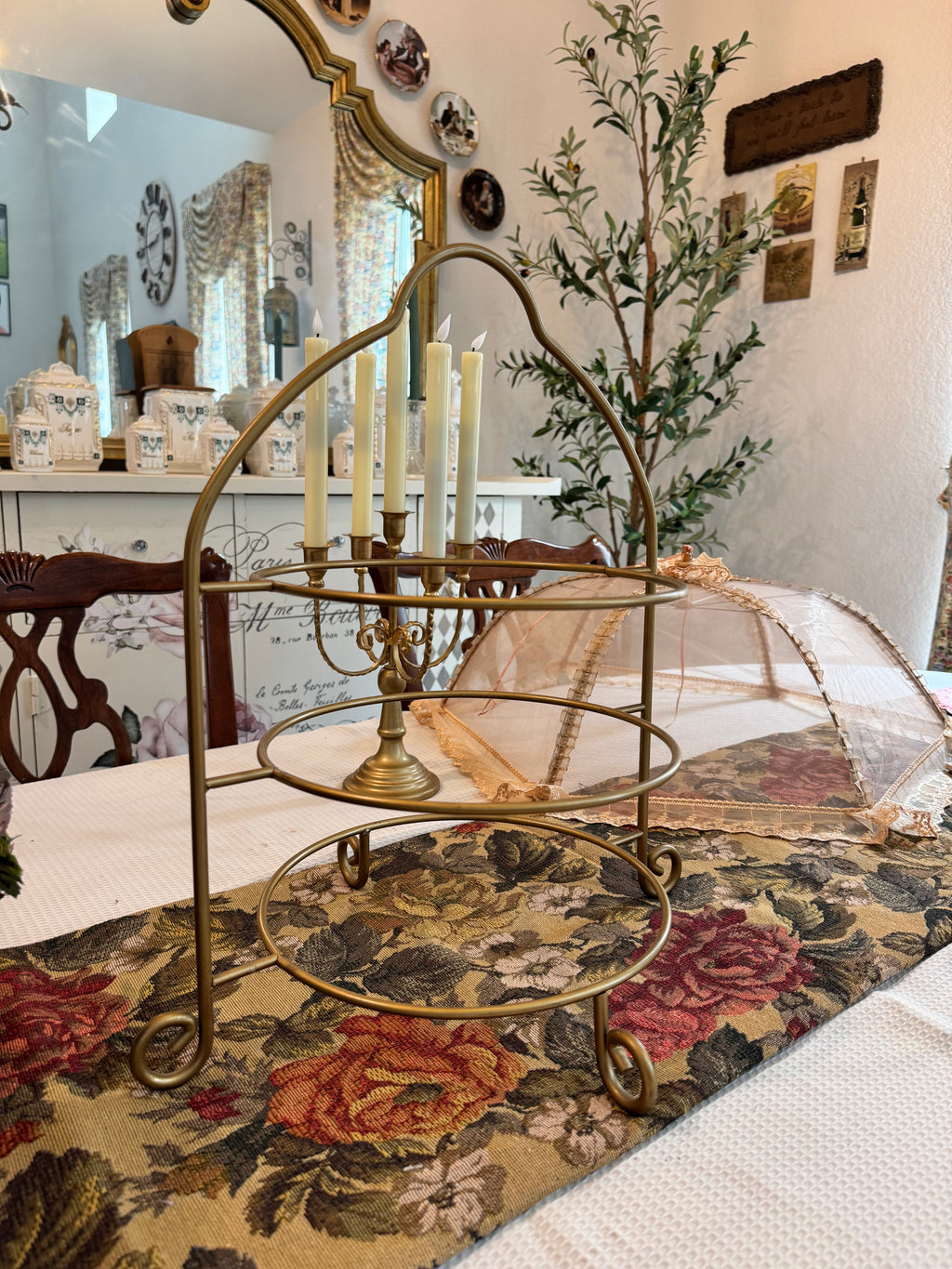 Vintage gold 3-tier metal plate rack for 8” dinner or salad plates