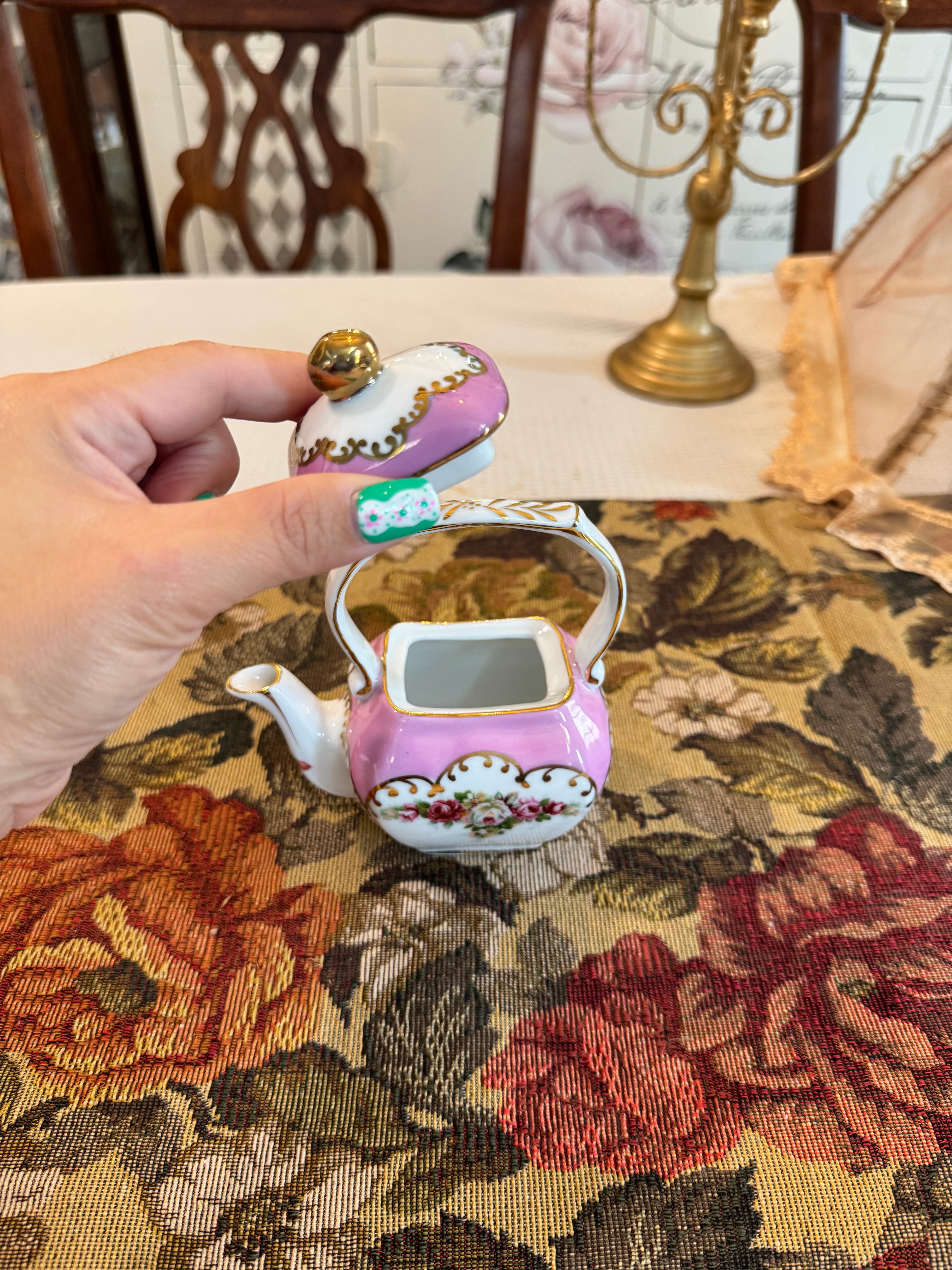 Burton & Burton Decorative porcelain miniature teapot, from the "Victoria's Garden" collection