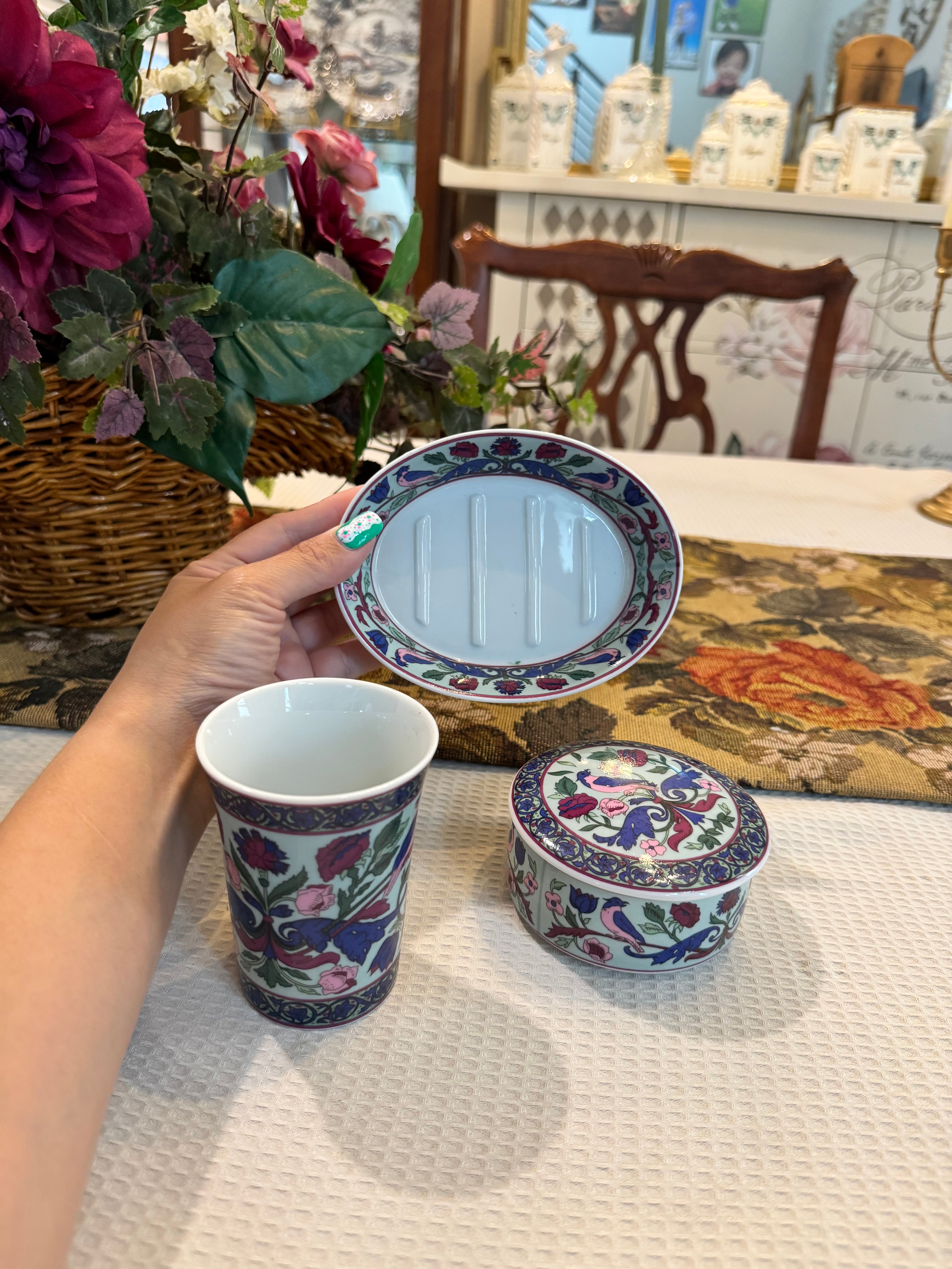 Pier 1 3-piece ceramic bath accessory set