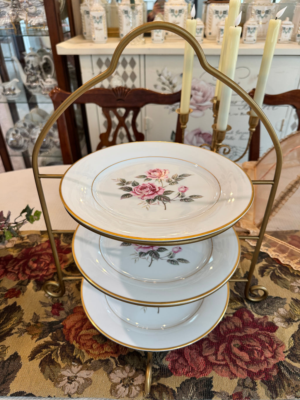 Vintage gold 3-tier metal plate rack for 8” dinner or salad plates