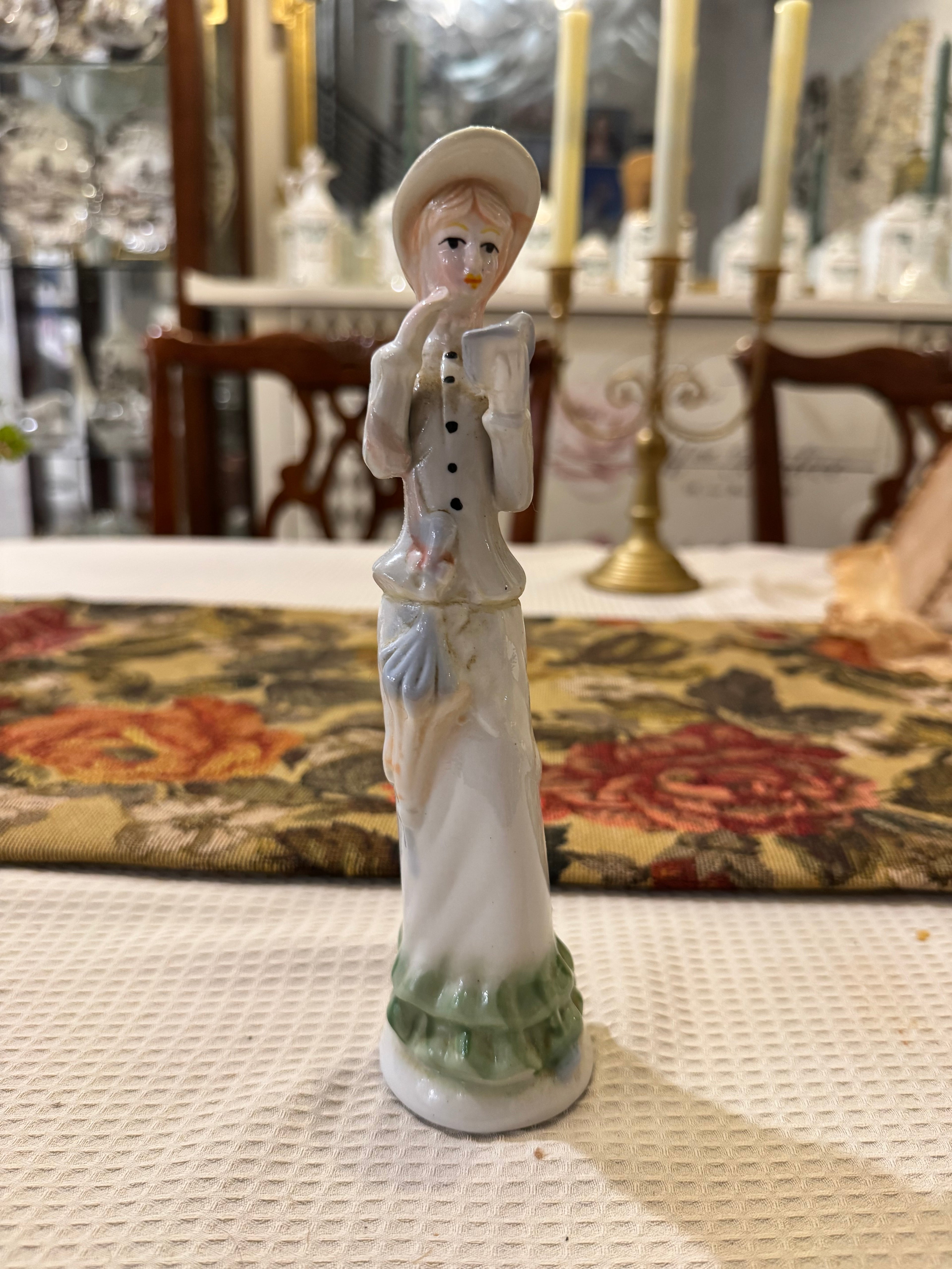 Victorian vintage porcelain figure