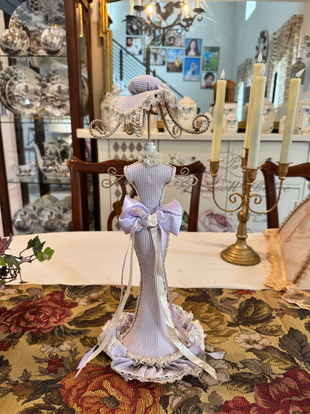 Victorian decorative mannequin jewelry organizer