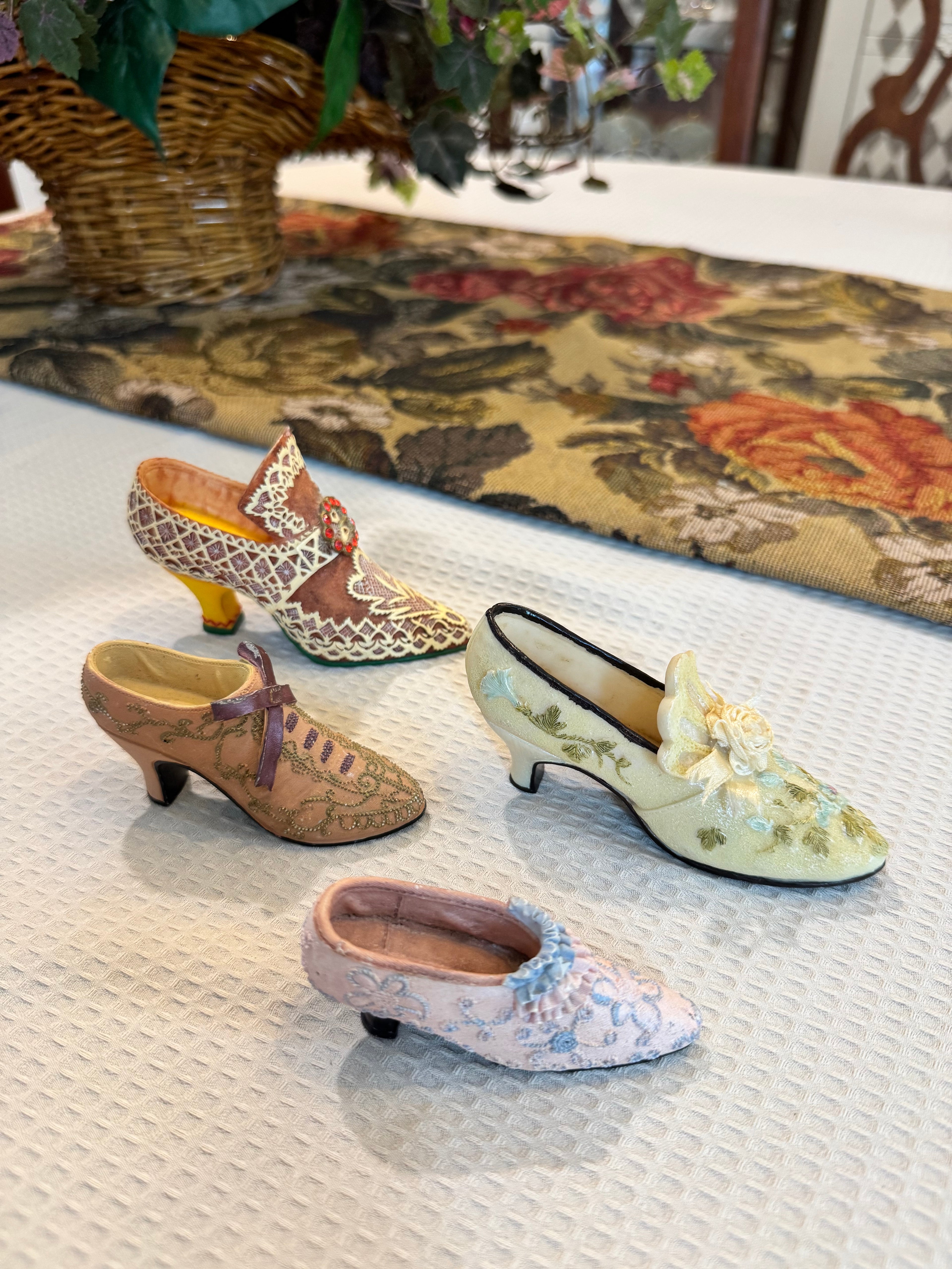 Collectible miniature shoe figurines