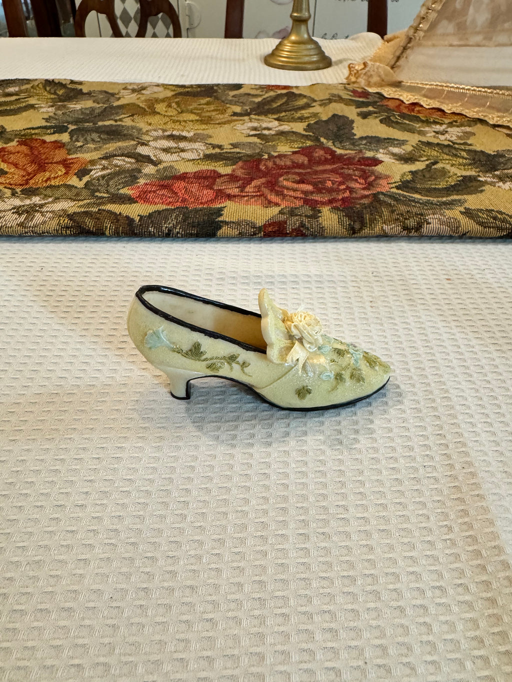 Collectible miniature shoe figurines