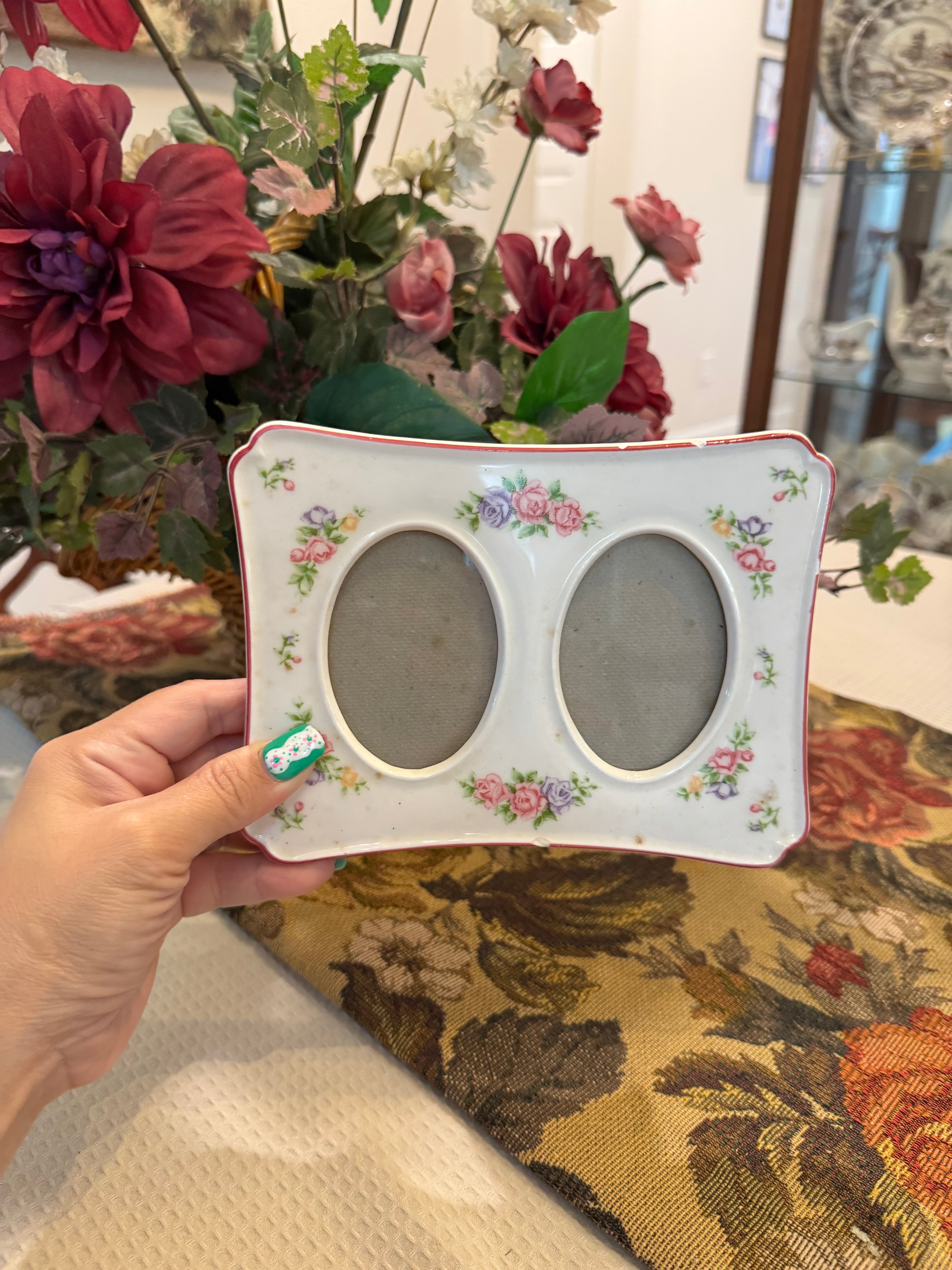 Vintage ceramic picture frames set of 4